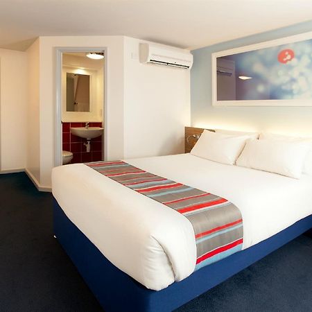 Travelodge Ryde  Esterno foto